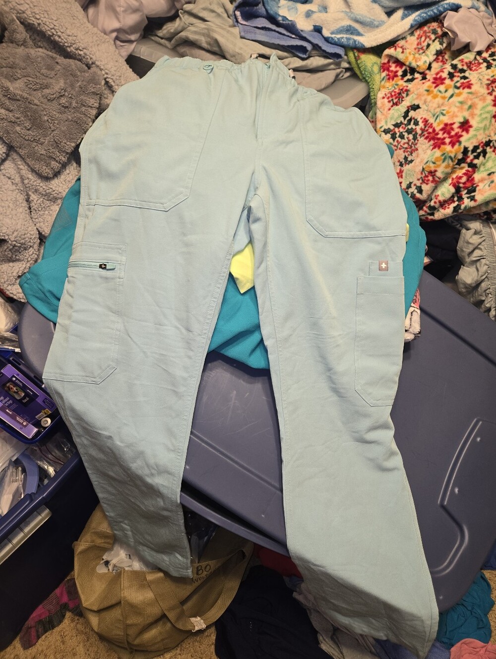 Light Blue Women's Cargo Scrub Pants